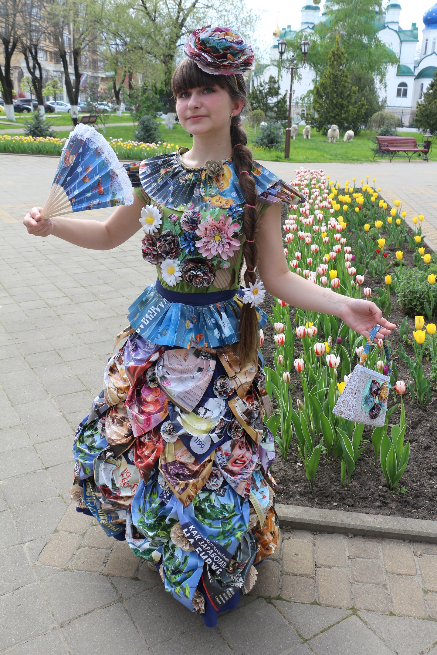 MAAM.ru: Платье из мусорных пакетов. Часть 1. Мастер-класс «Подсолнухи»